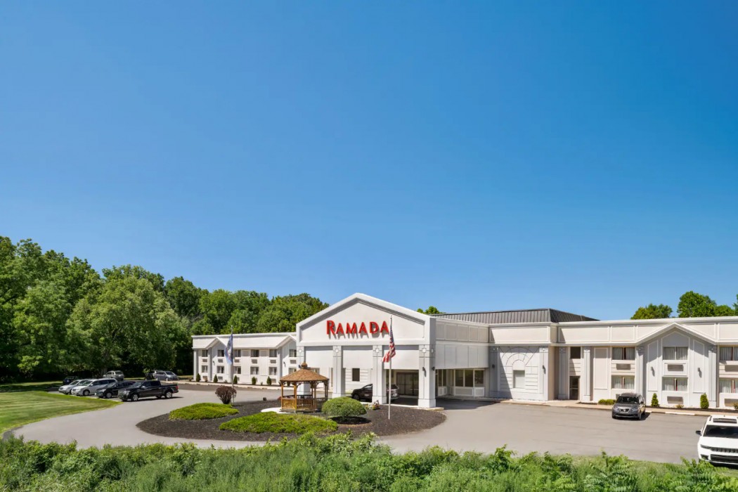 Ramada by Wyndham Allentown/Bethlehem 2/64