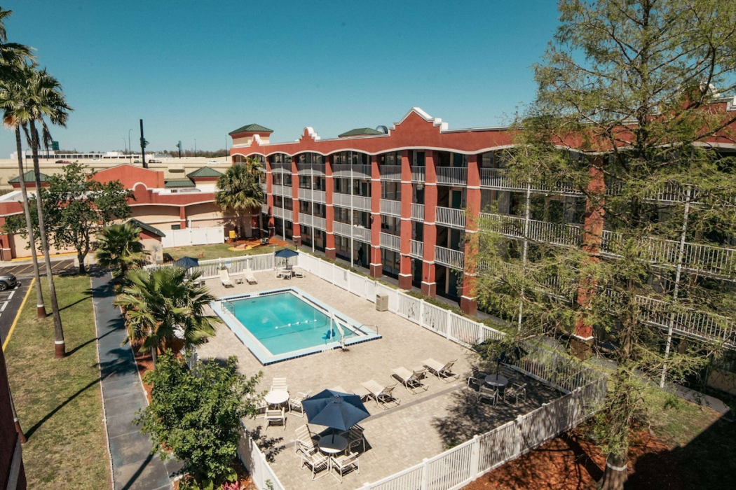 Days Inn by Wyndham York Alabama 24/32