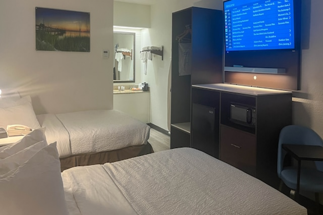 Studio6 Suites Jacksonville, NC 9/34