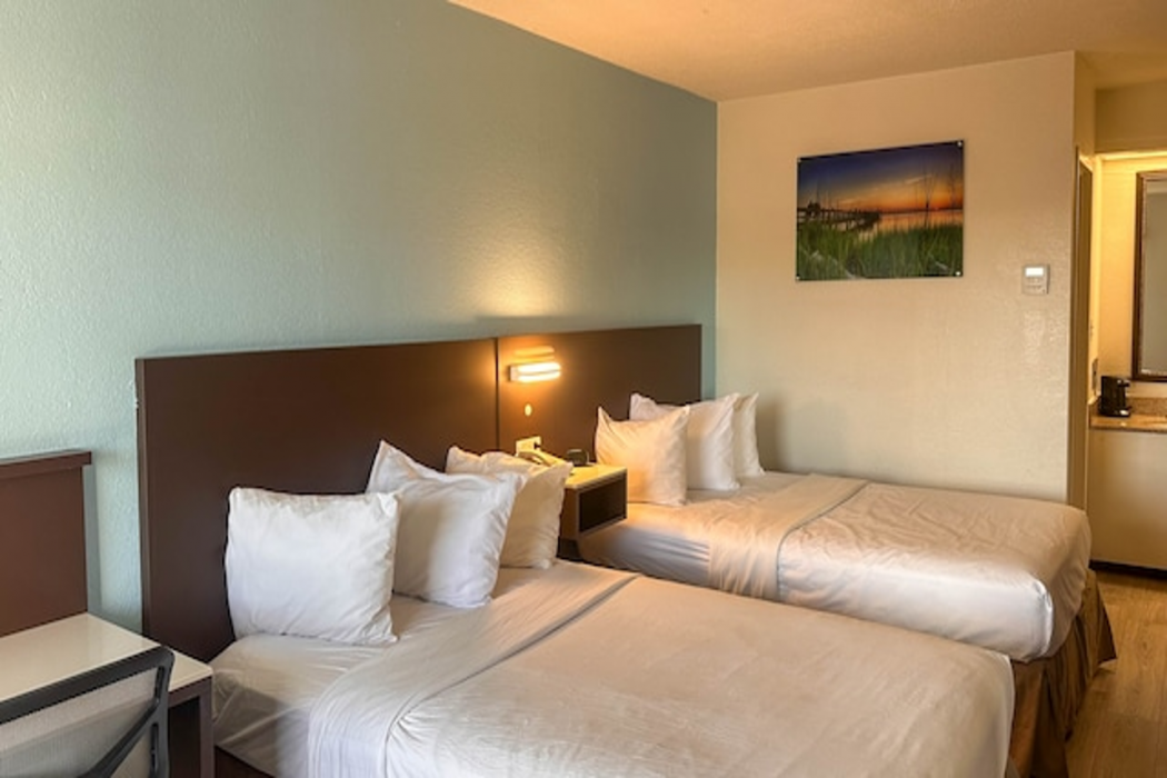 Studio6 Suites Jacksonville, NC 10/34