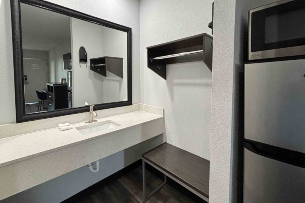 Motel6 La Porte, TX 13/54