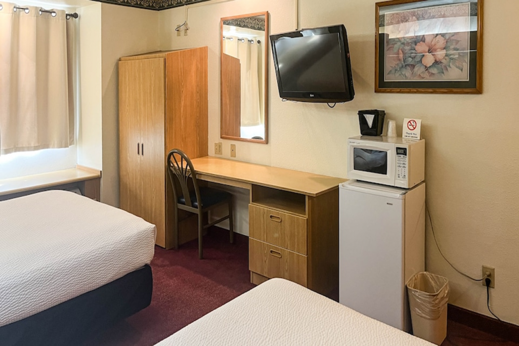 Motel6 Brush CO 12/27
