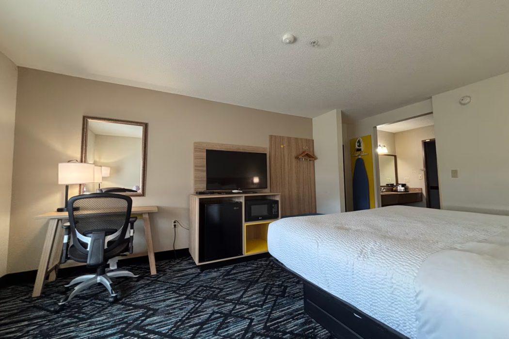 Baymont by Wyndham Decatur IL North 10/28