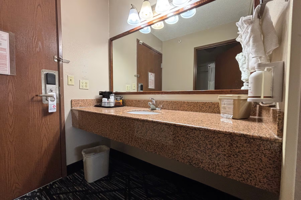 Baymont by Wyndham Decatur IL North 14/28
