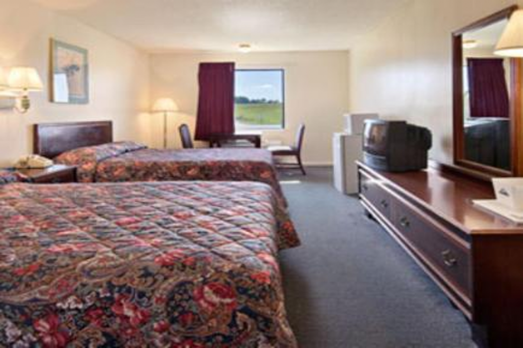 Econo Lodge Franklin VA 3/9