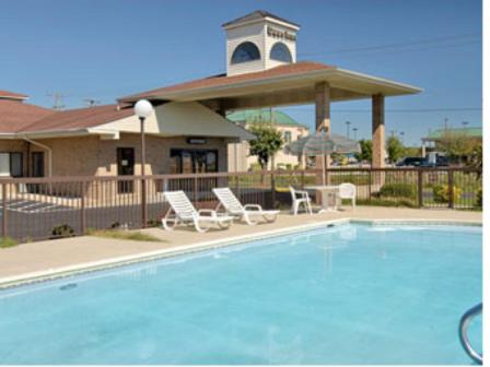 Econo Lodge Franklin VA 9/9
