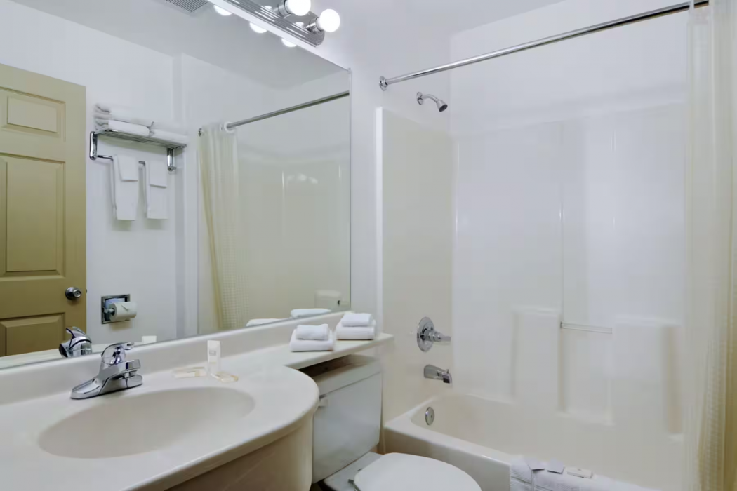 Microtel Inn & Suites By Wyndham Eagle River/Anchorage Are 8/27