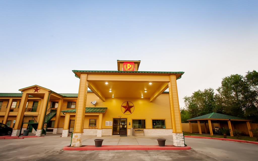 Palace Inn Hankamer image