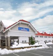The Summit Inn (ex Howard Johnson Snoqualmie/Summit) 1/33