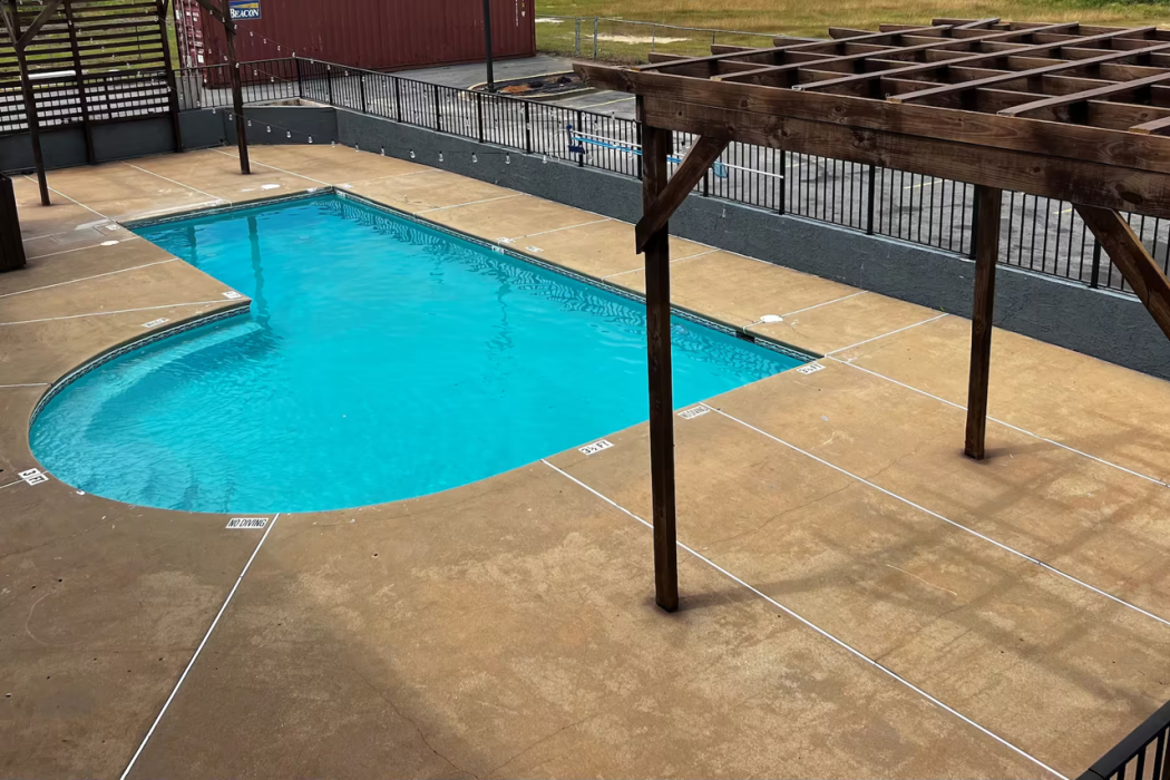 Ramada by Wyndham Bainbridge 19/33