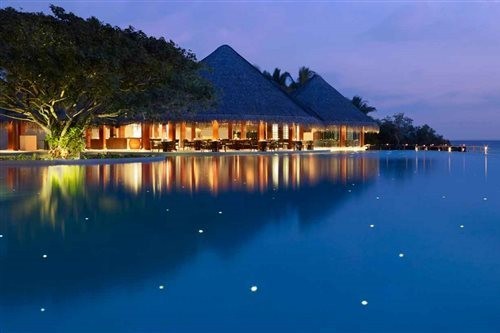 Dusit Thani Maldives 34/66