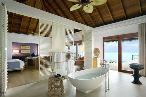 Dusit Thani Maldives 24/66
