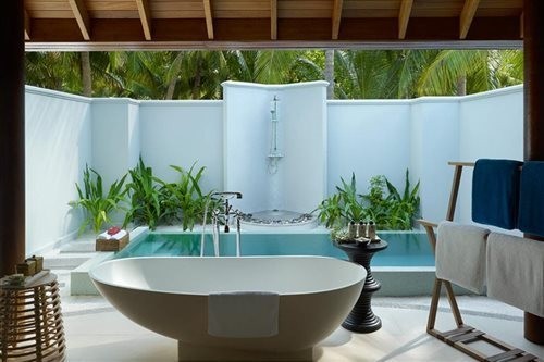 Dusit Thani Maldives 32/66