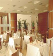 Howard Johnson by Wyndham Villa Maria Casino 7/10