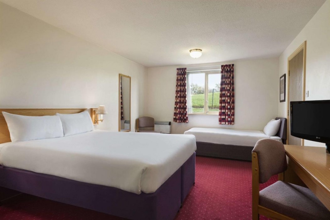 Days Inn by Wyndham Tewkesbury Strensham 11/20