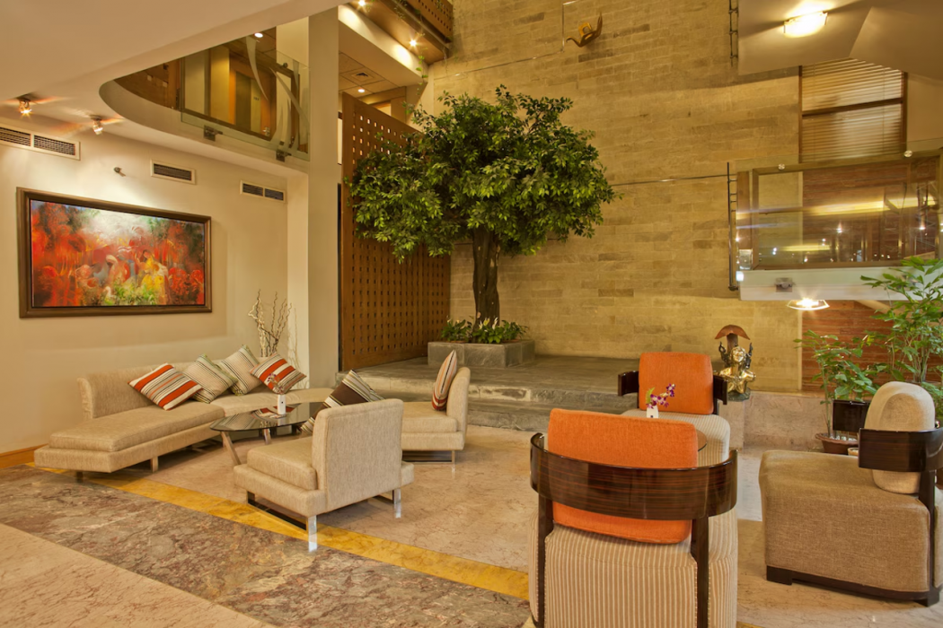 Lobby at Lakeshore Hotel & Apartments, DHAKA