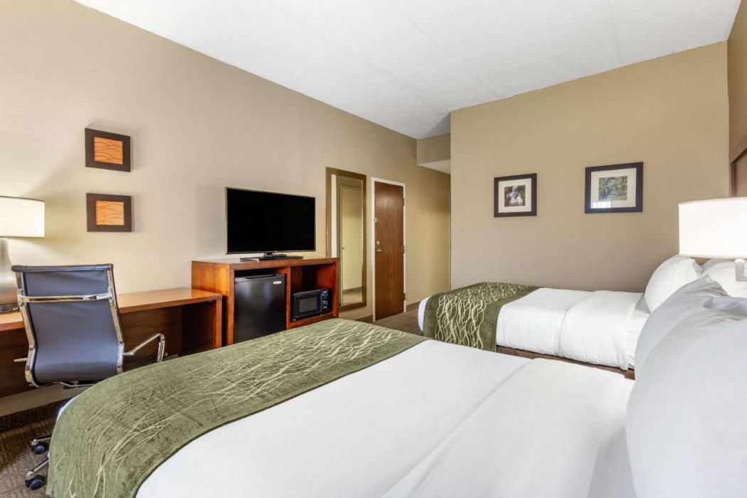 Comfort Inn Aikens Center 7/35
