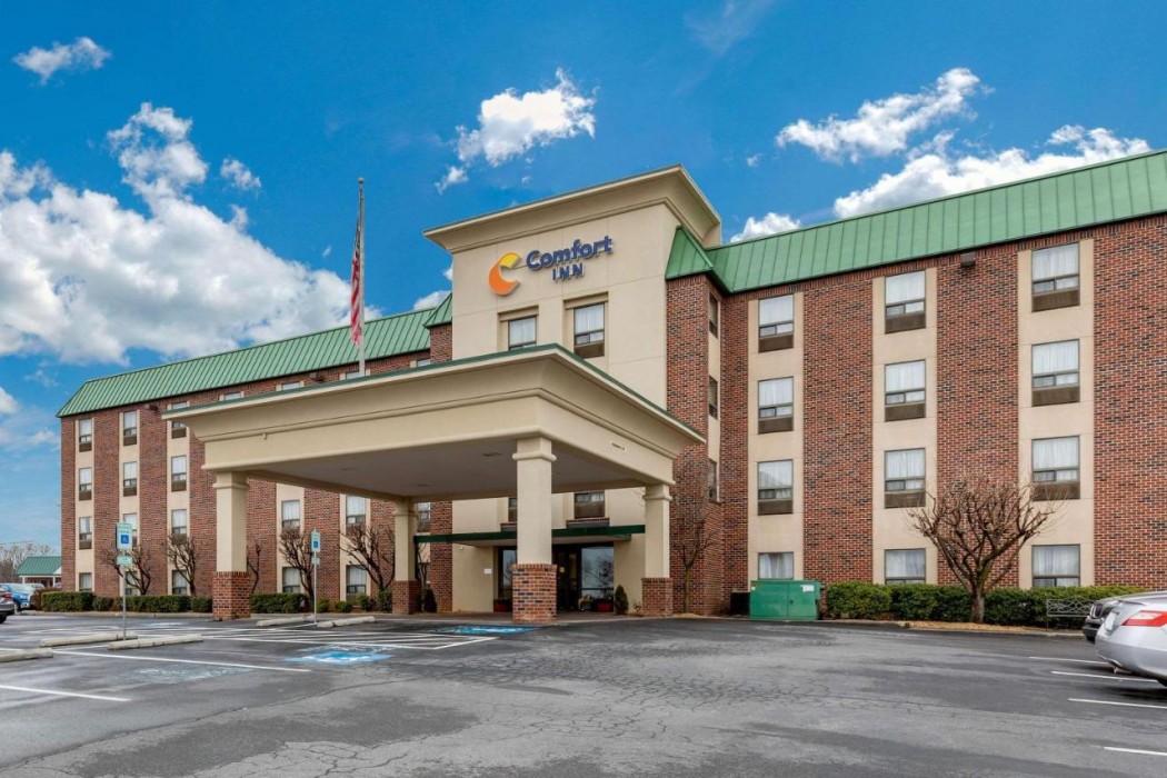 Comfort Inn Aikens Center 1/35