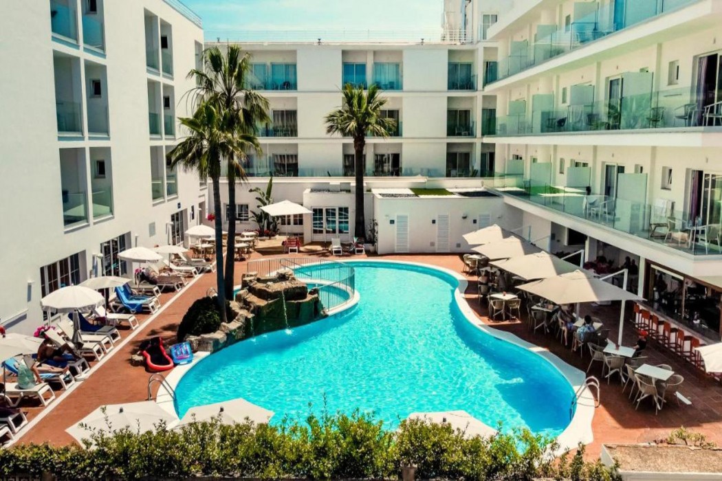 Hotel Capricho 32/60