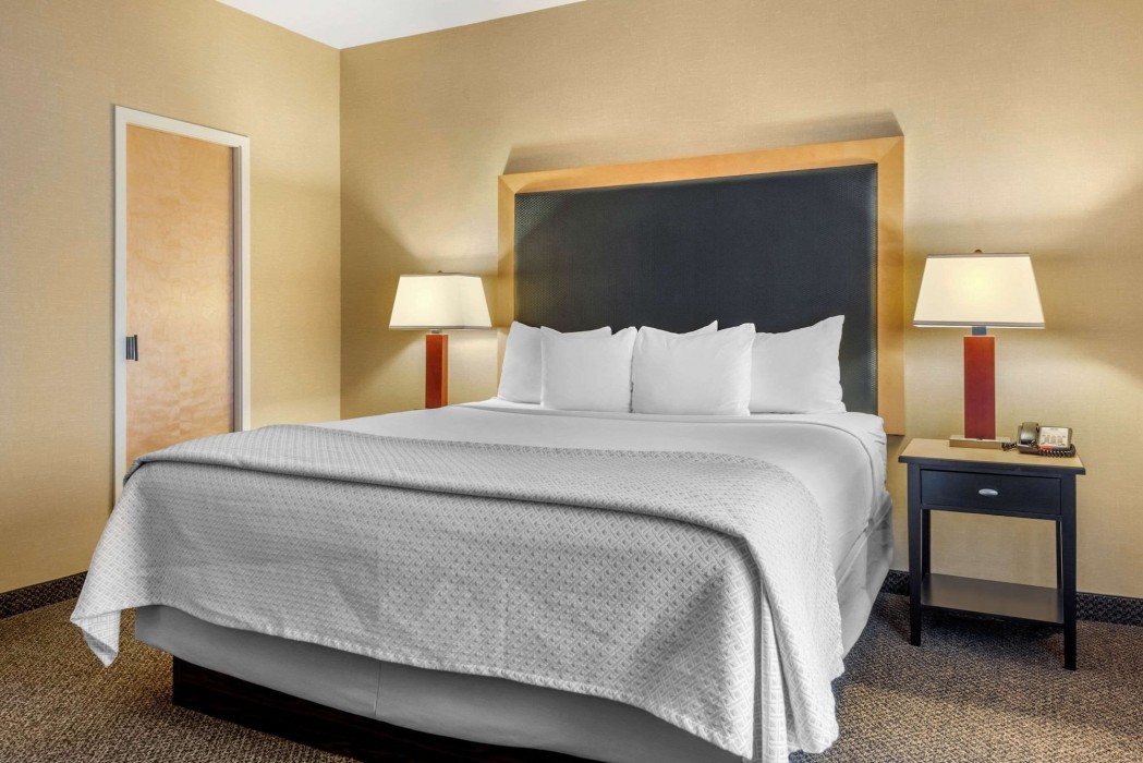 Cambria Hotel Akron - Canton Airport 14/41