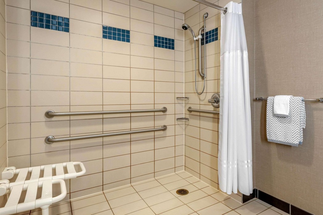 Cambria Hotel Akron - Canton Airport 18/41