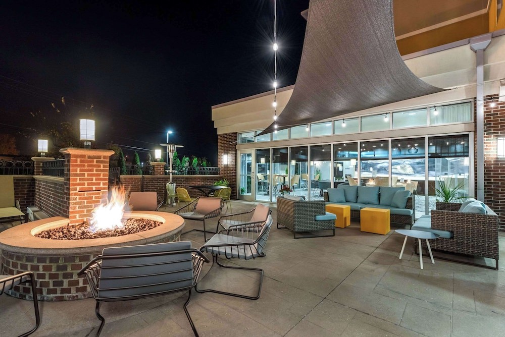 Cambria Hotel Akron - Canton Airport 25/41