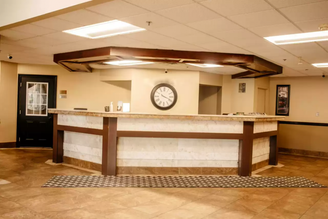 Country Inn & Suites by Radisson, Battle Creek, MI 2/15