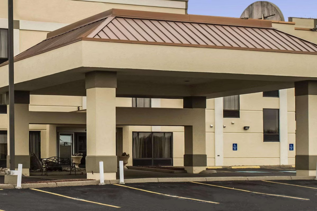 Quality Inn Akron South 1/15