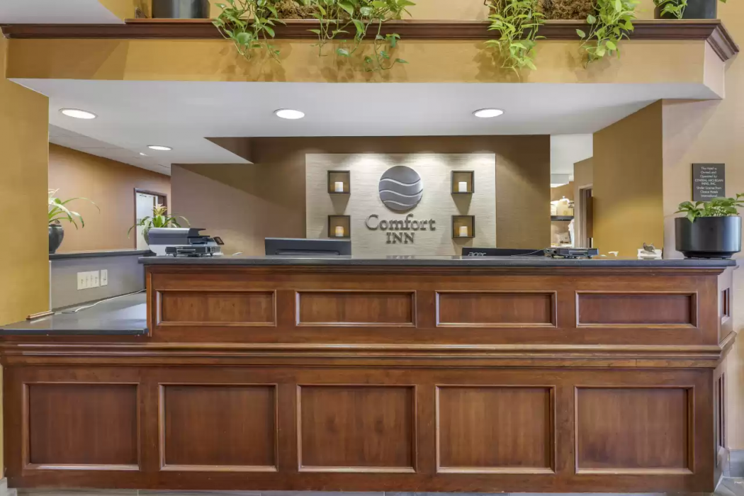Comfort Inn Okemos - East Lansing 5/38