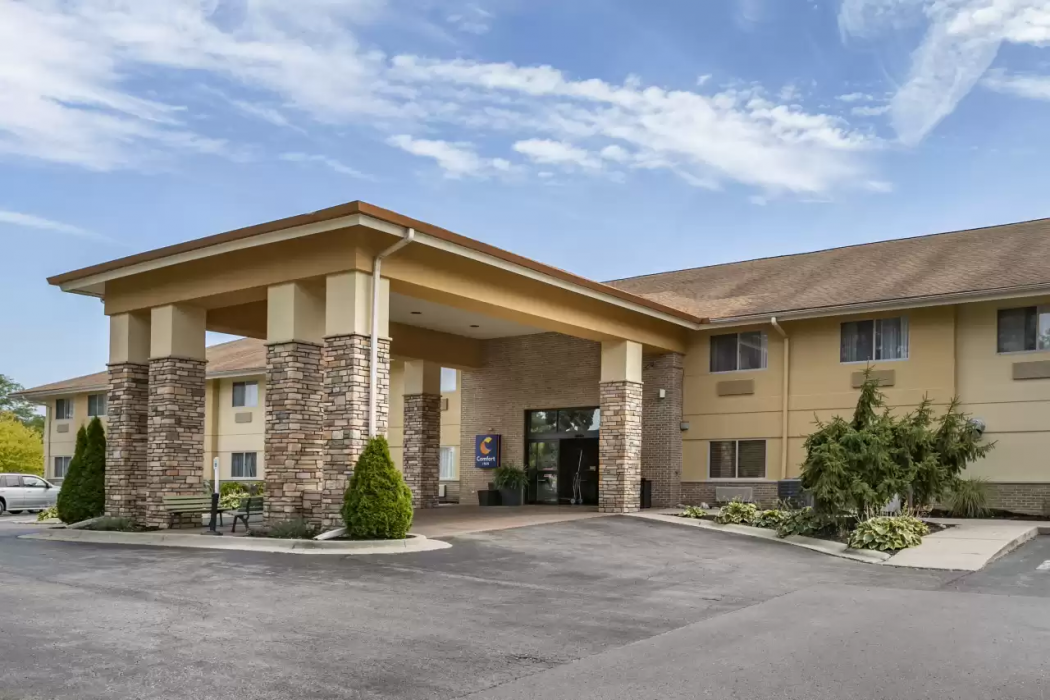 Comfort Inn Okemos - East Lansing 1/38