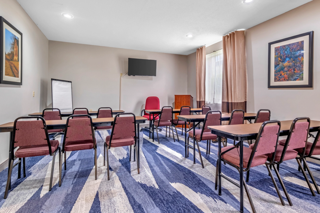Comfort Inn Somerset - Lake Cumberland 15/26