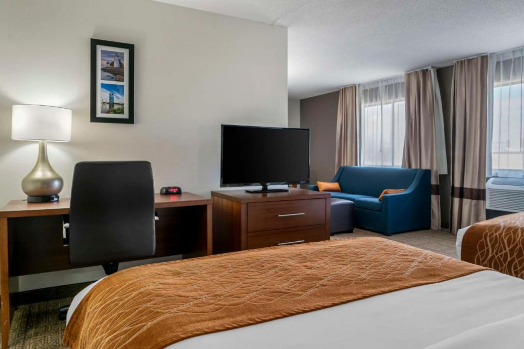 Comfort Inn East 5/20
