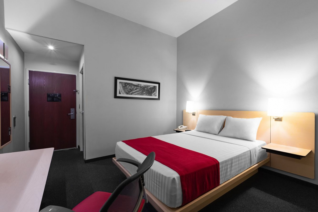 City Express Plus by Marriott Guadalajara Expo 7/12