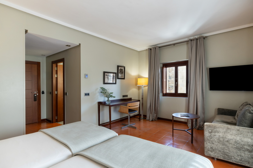 Parador De Caceres 20/63