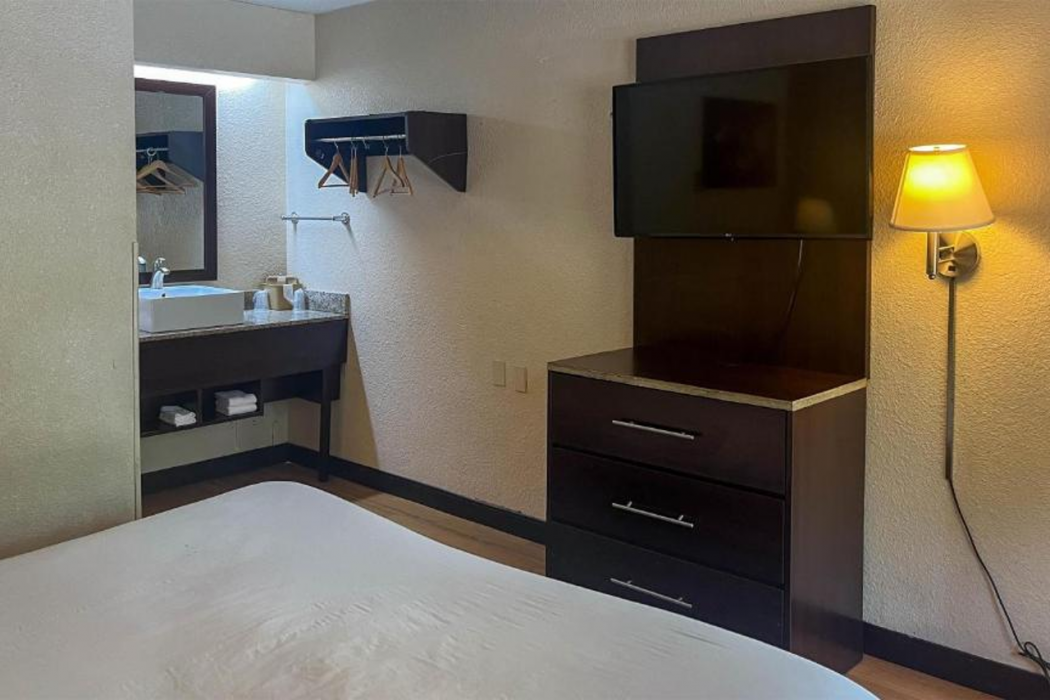 Motel 6 Atlanta Smyrna / Ballpark 11/60