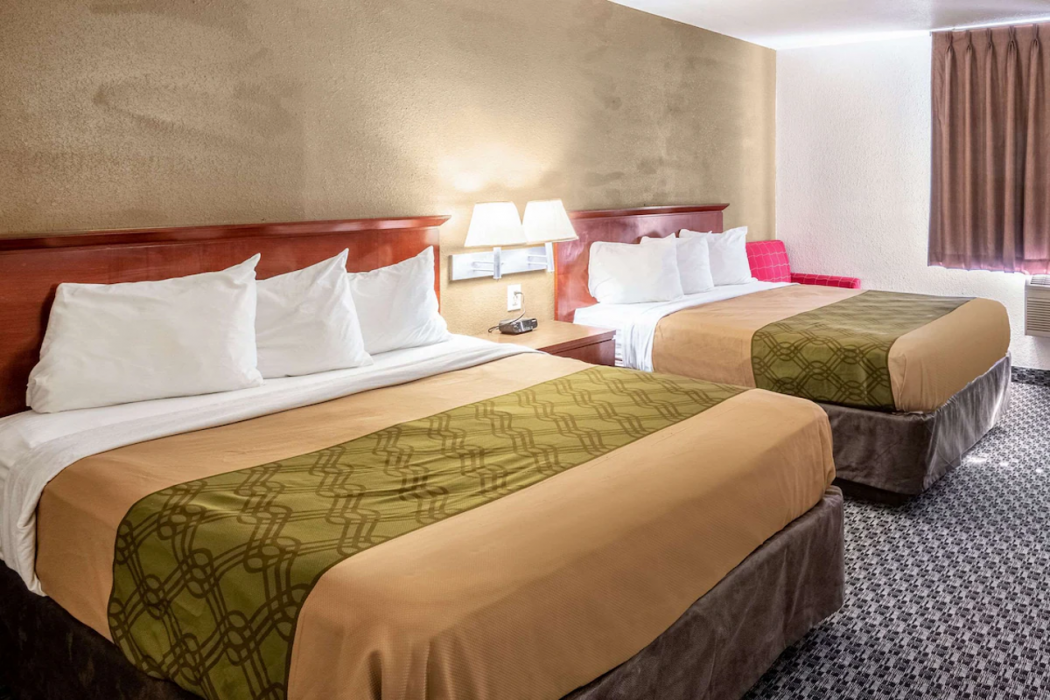 Days Inn by Wyndham Canon City 12/28