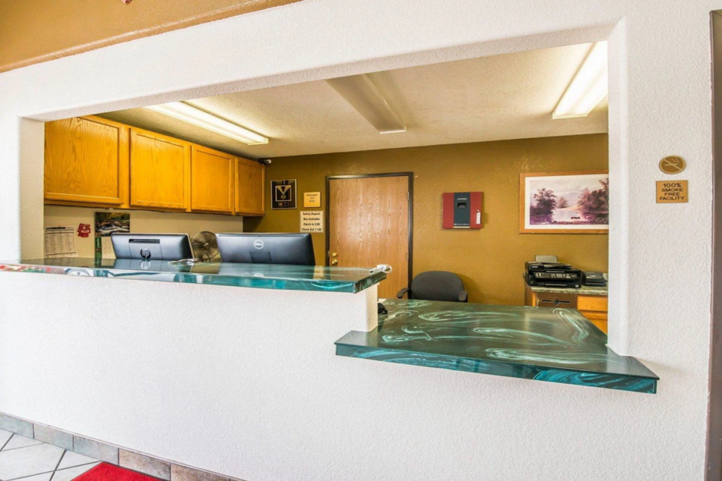 Days Inn by Wyndham Canon City 4/28