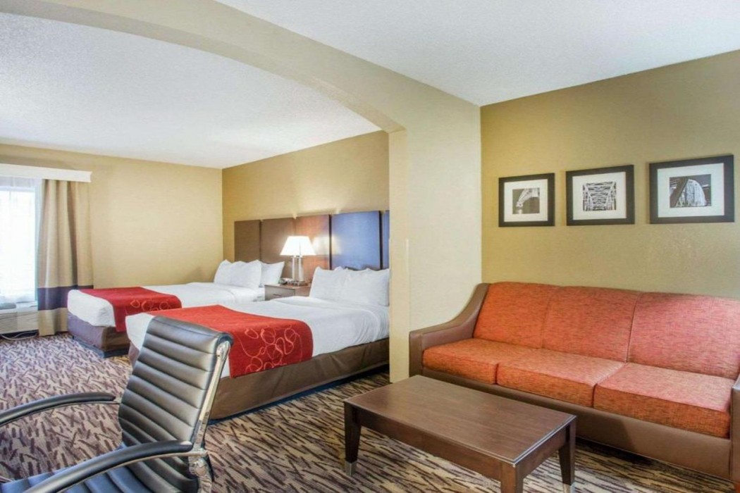 Comfort Suites Lebanon 9/30