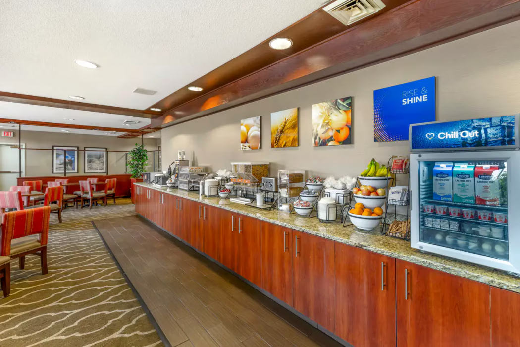 Comfort Inn & Suites Rapid City South - Mt Rushmore Gateway 32/66