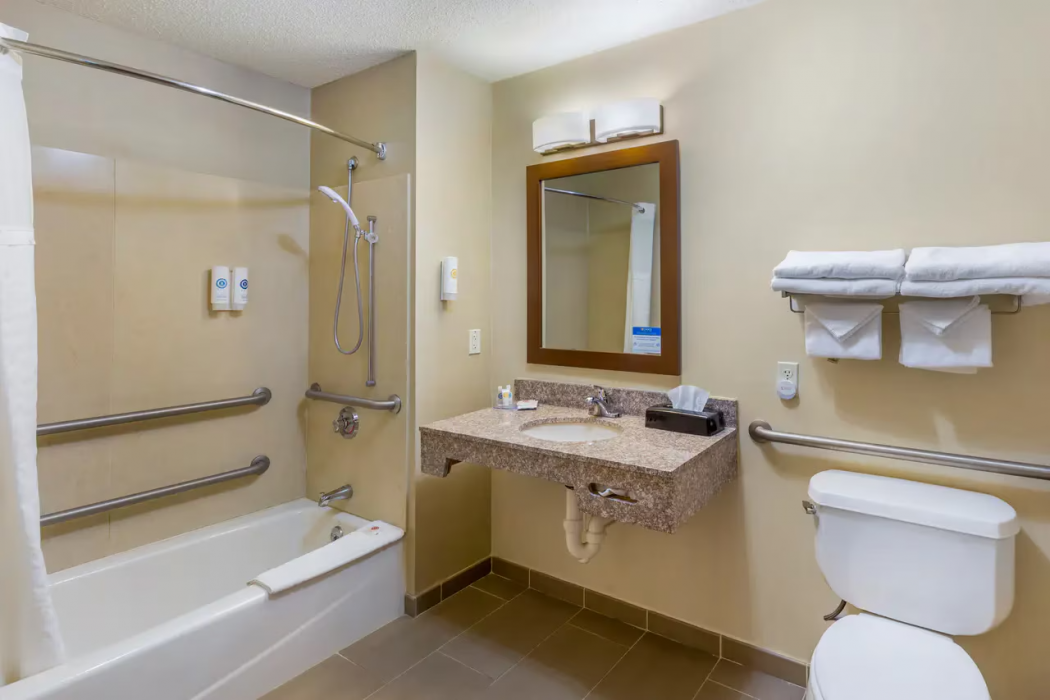 Comfort Inn & Suites Rapid City South - Mt Rushmore Gateway 15/66