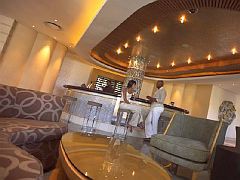 Suncoast Hotel And Towers 22/54
