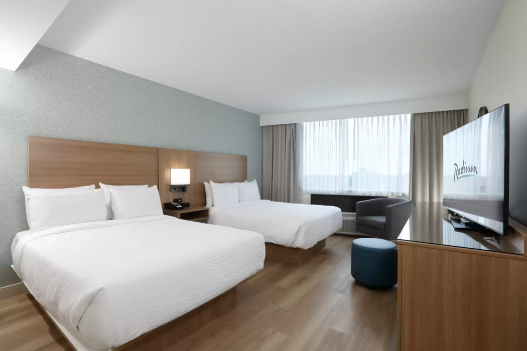 Radisson Hotel Winnipeg Downtown 6/26