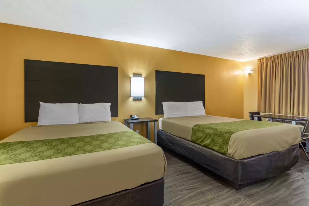 Econo Lodge North Nashville TN 6/24