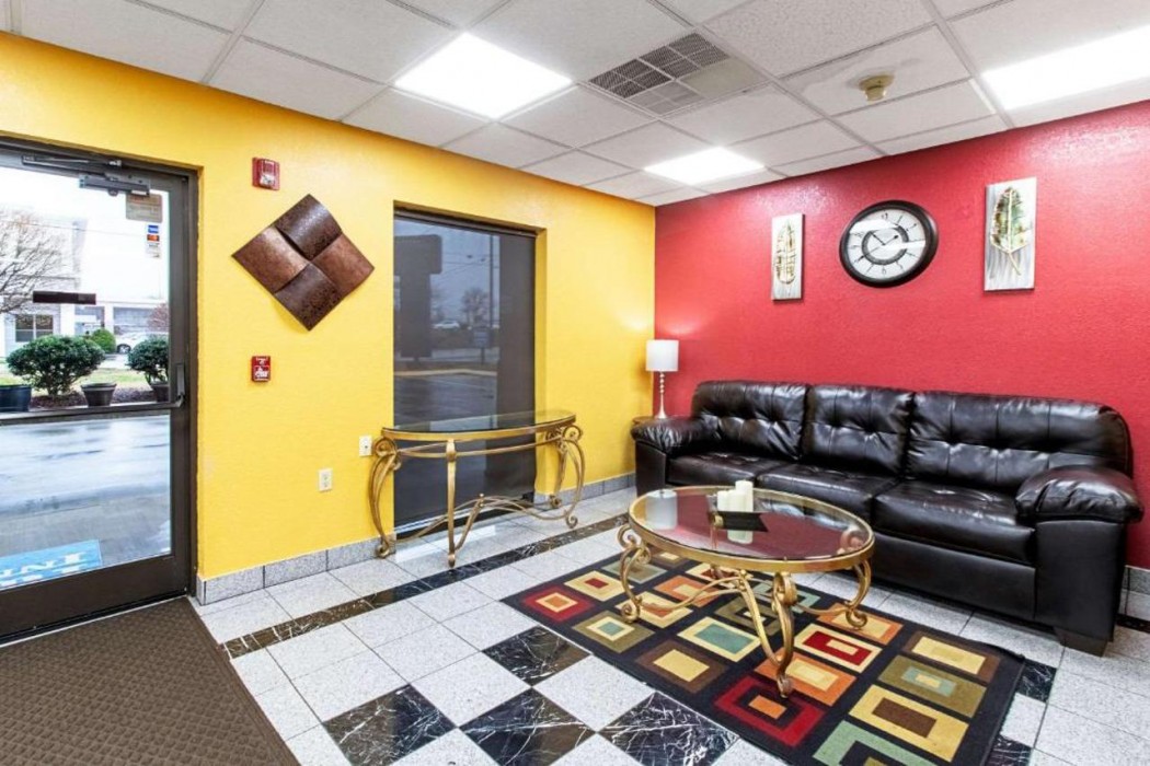 Quality Inn & Suites Dickson TN 5/46