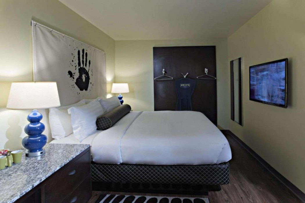 ACME Hotel Chicago, Outset Collection by Hilton 5/18