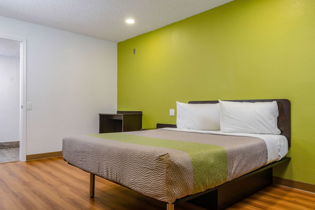 Motel6 Fresno, CA - Yosemite Hwy 14/38