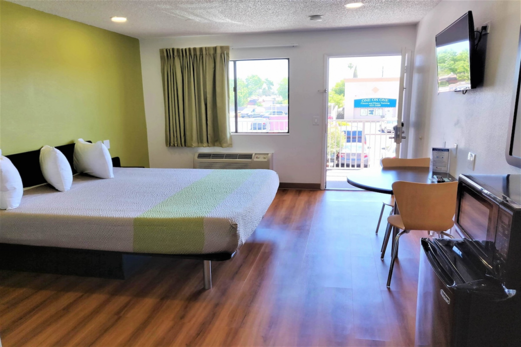 Motel6 Fresno, CA - Yosemite Hwy 12/38