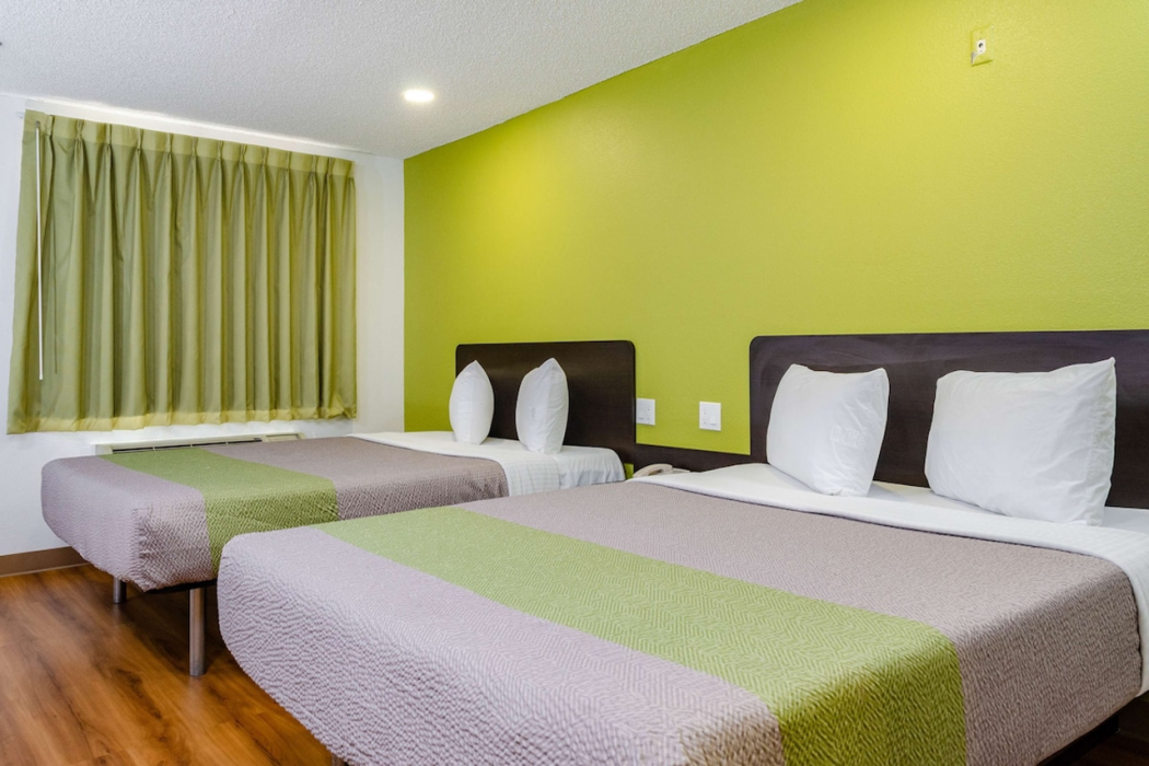 Motel6 Fresno, CA - Yosemite Hwy 15/38