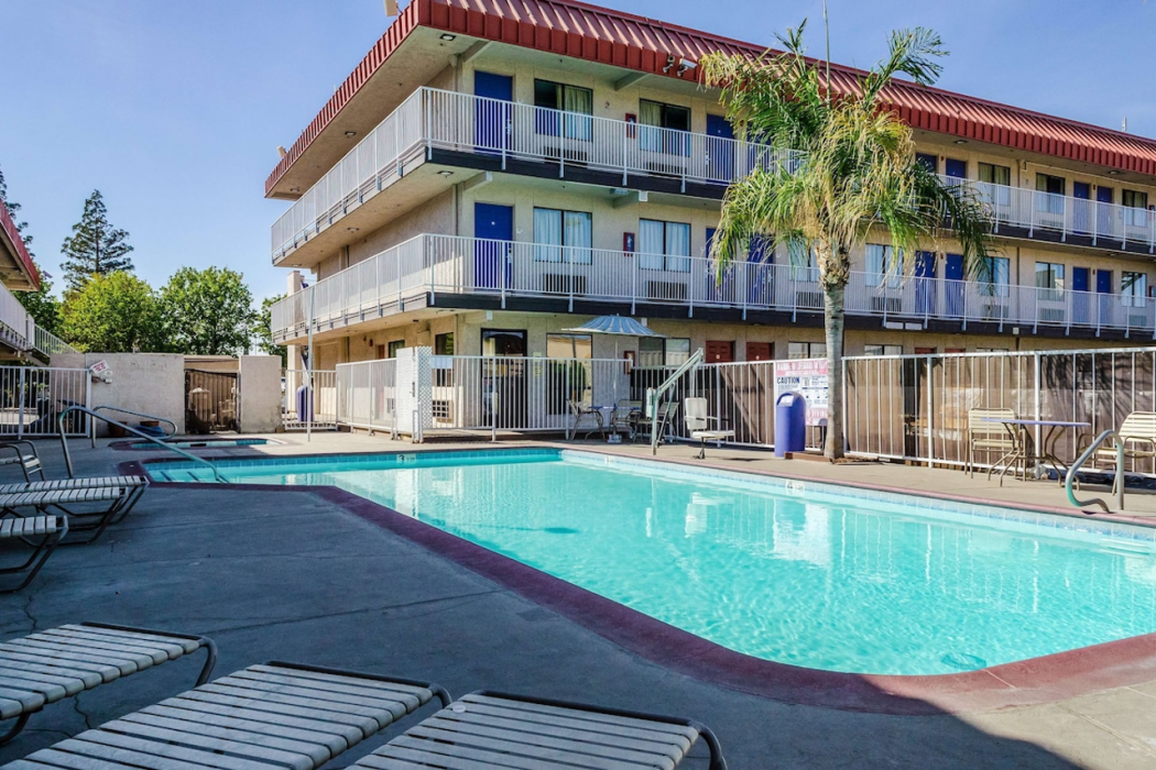 Motel6 Fresno, CA - Yosemite Hwy 23/38