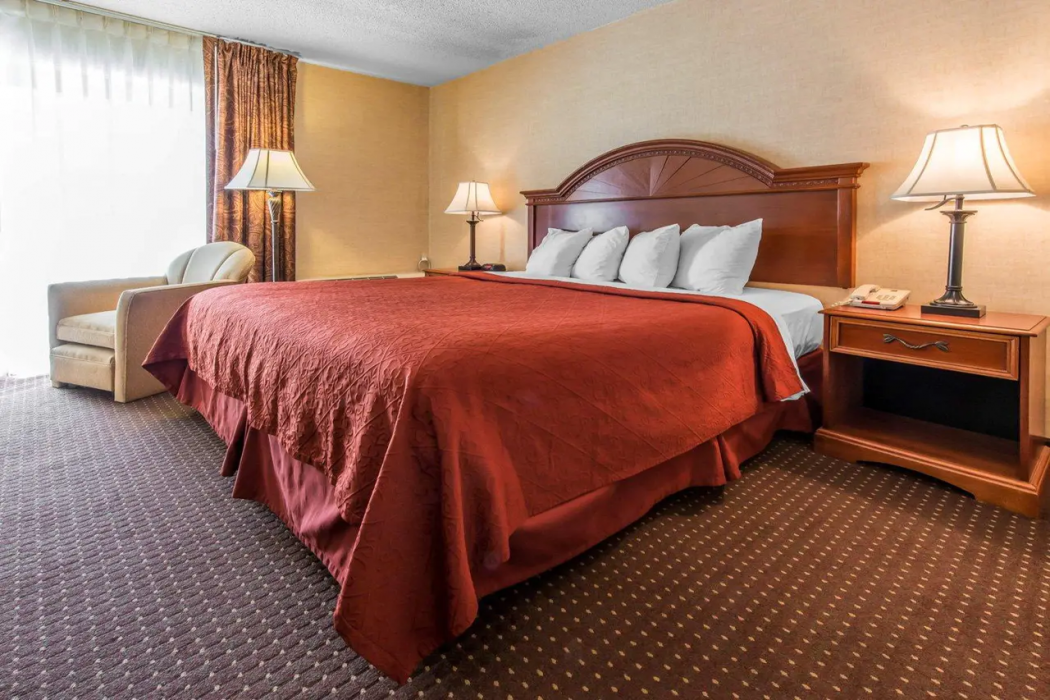 Quality Inn & Suites Erie near Casino 12/32